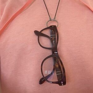 Leather & silver Glasses Necklace holder with magnetic closure.